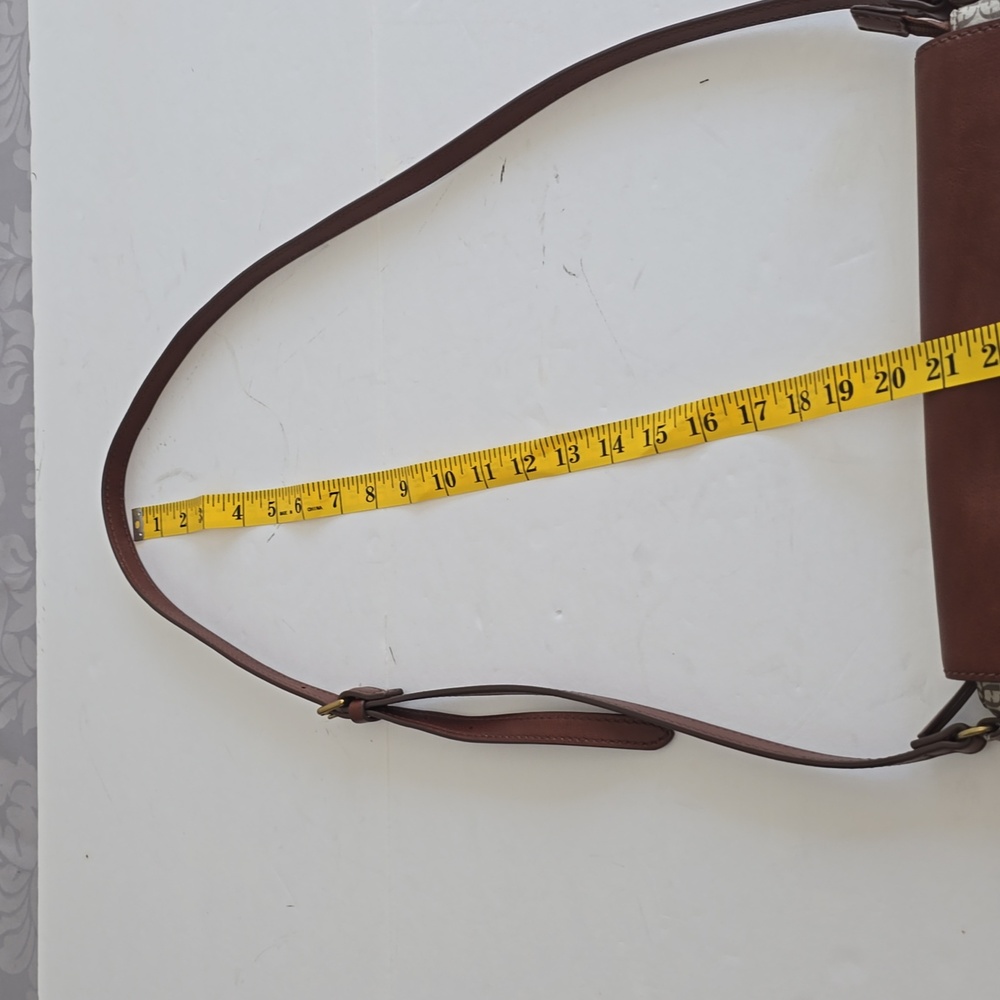 Fossil Gabriella Flap Crossbody Bag Brown Adjustable Strap - Picture 17 of 17